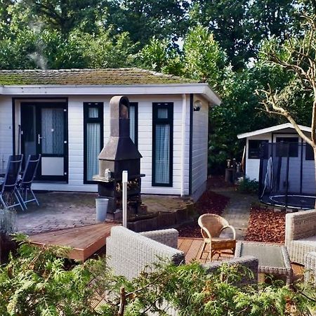 Chalet Forest Putten Even Lekker Weg. Exterior photo